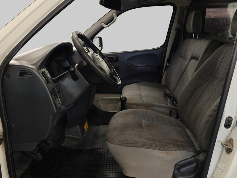 Toyota Hiace vaihtoauto