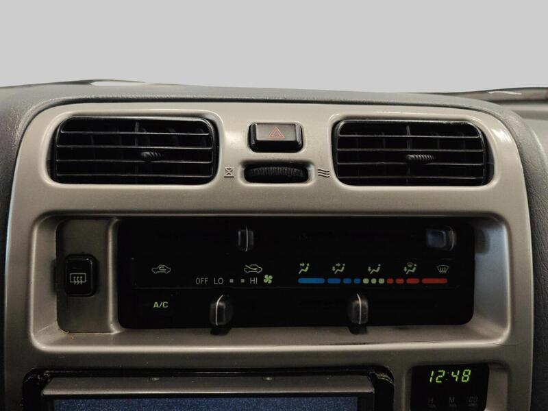 Toyota Hiace vaihtoauto