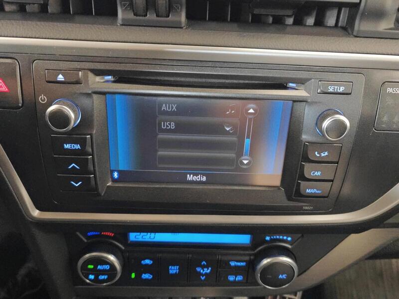 Toyota Auris vaihtoauto