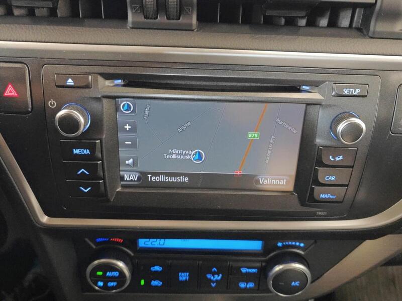 Toyota Auris vaihtoauto
