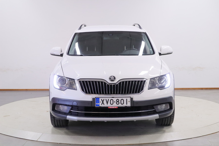 Skoda Superb vaihtoauto