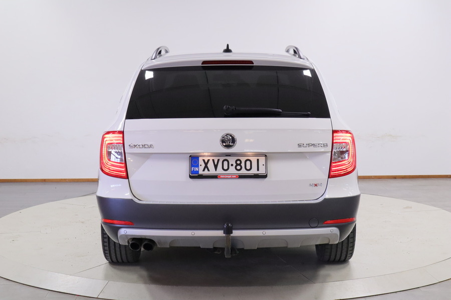 Skoda Superb vaihtoauto