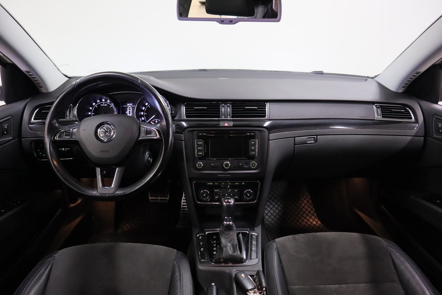 Skoda Superb vaihtoauto