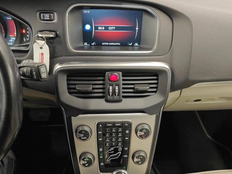 Volvo V40 vaihtoauto