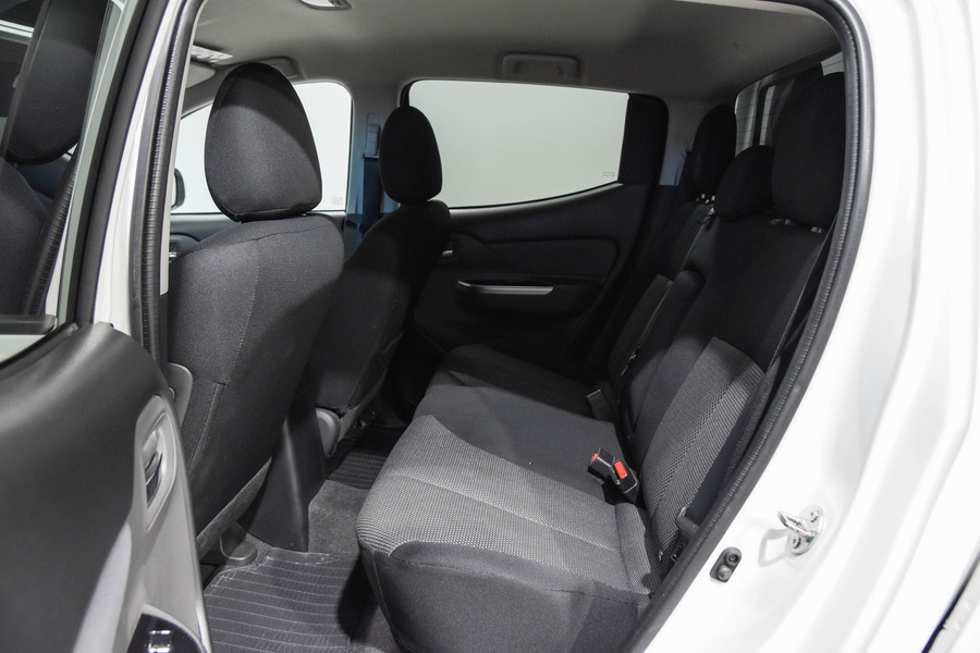 Mitsubishi L200 vaihtoauto