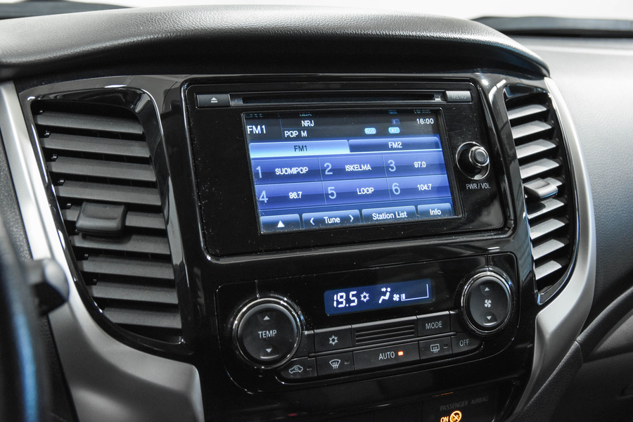 Mitsubishi L200 vaihtoauto