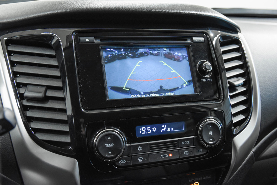 Mitsubishi L200 vaihtoauto