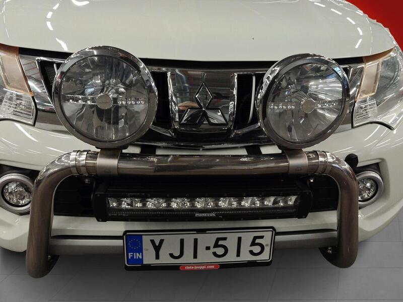 Mitsubishi L200 vaihtoauto