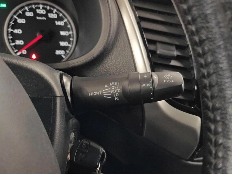 Mitsubishi L200 vaihtoauto