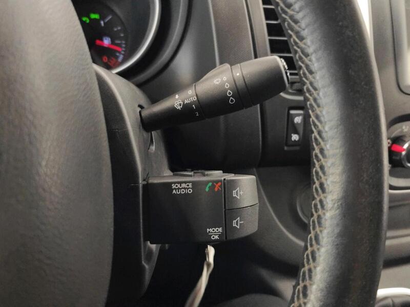 Renault Trafic vaihtoauto