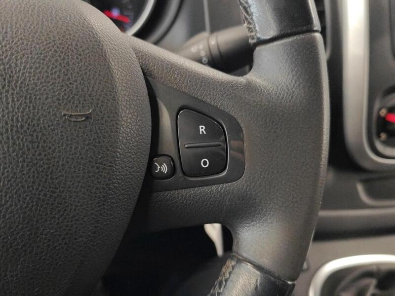 Renault Trafic vaihtoauto