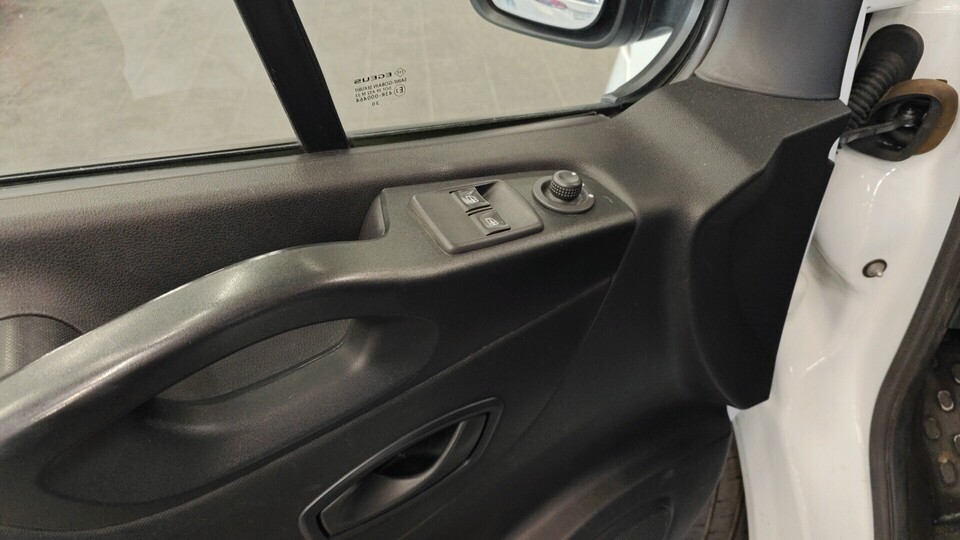 Renault Trafic vaihtoauto