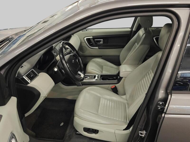 Land Rover Discovery vaihtoauto