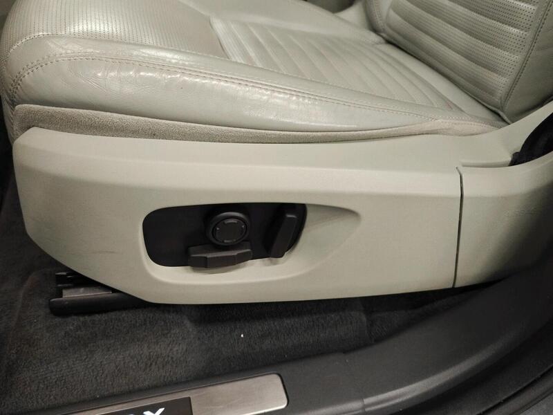 Land Rover Discovery vaihtoauto