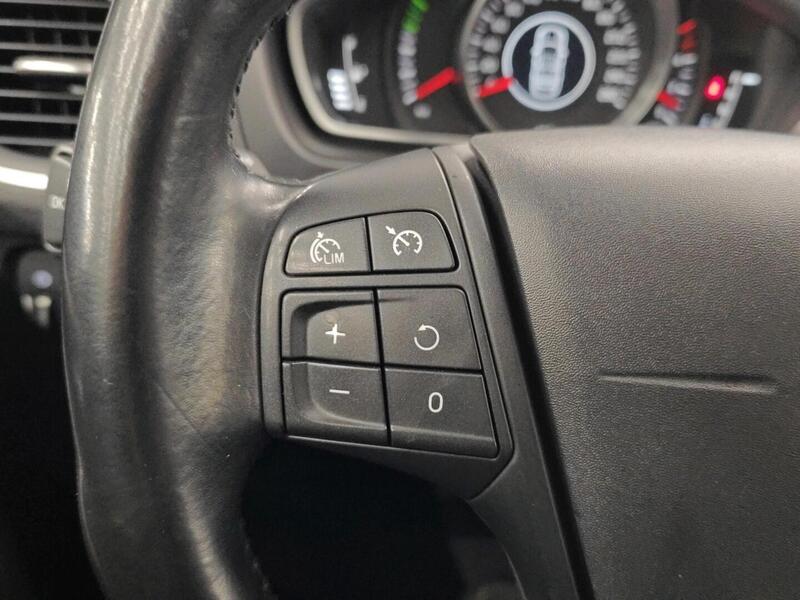 Volvo V40 vaihtoauto