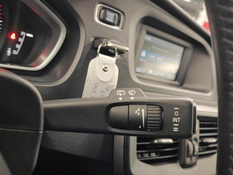 Volvo V40 vaihtoauto