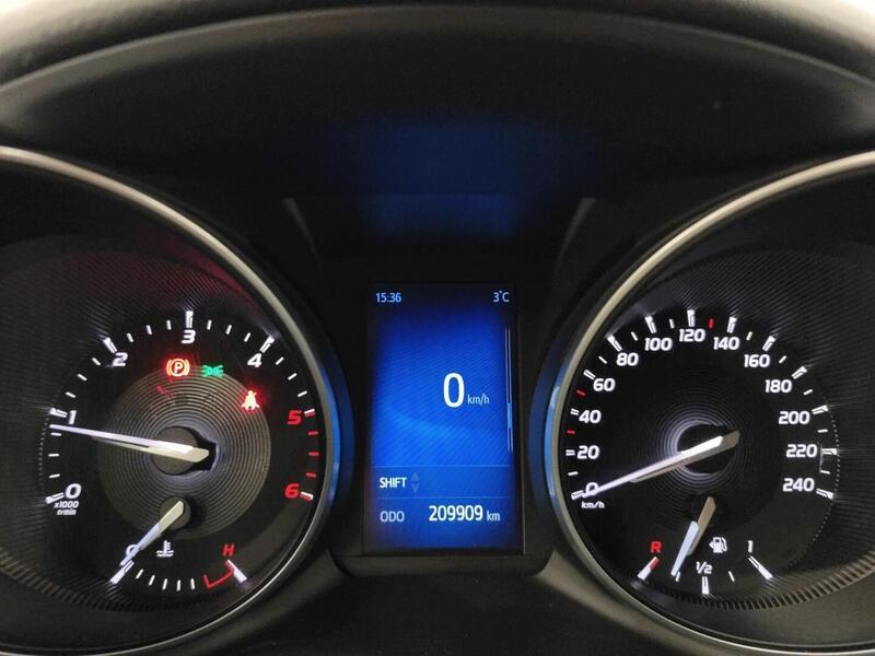 Toyota Avensis vaihtoauto