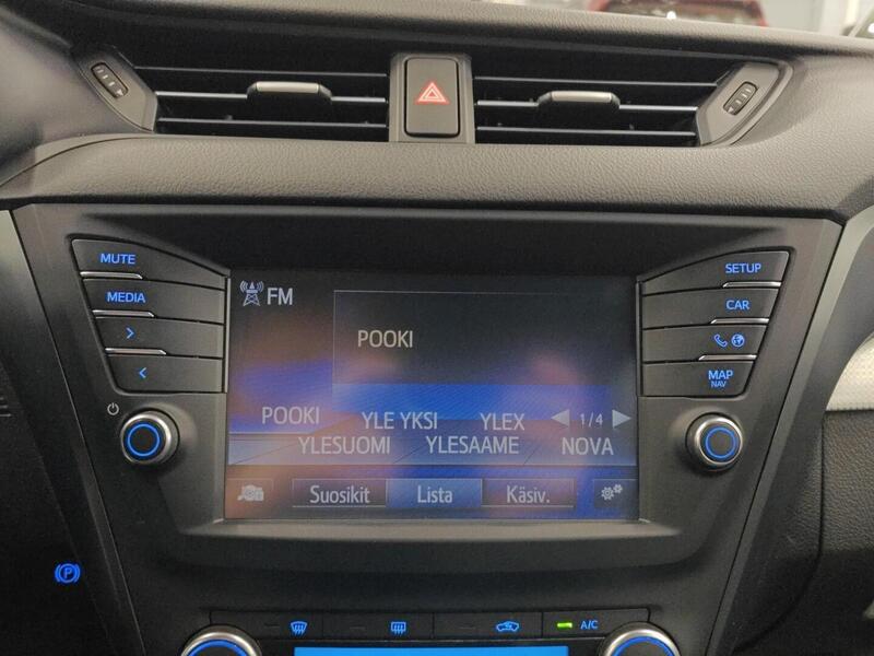 Toyota Avensis vaihtoauto