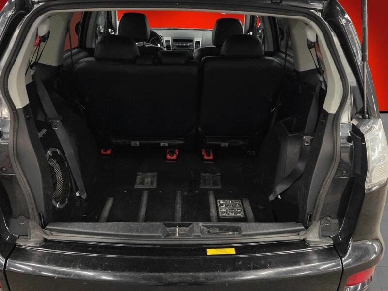 Mitsubishi Outlander vaihtoauto