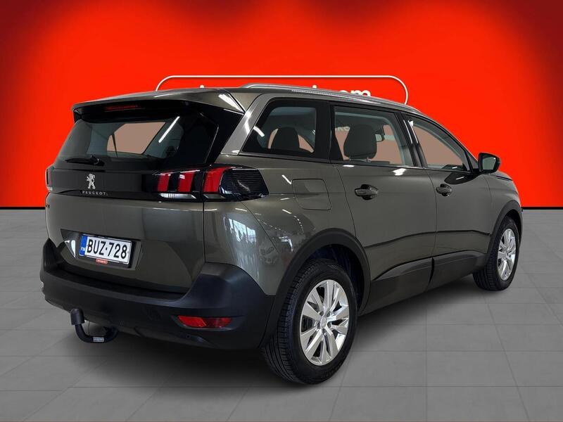 Peugeot 5008 vaihtoauto