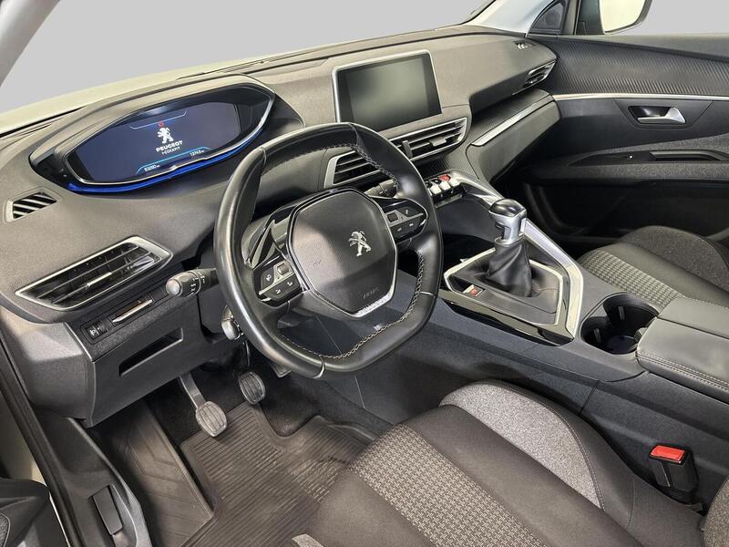 Peugeot 5008 vaihtoauto