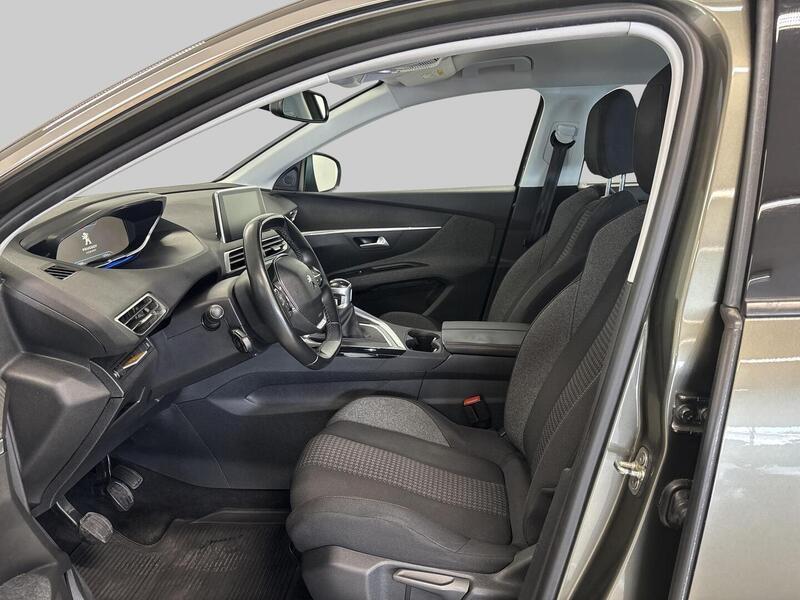 Peugeot 5008 vaihtoauto