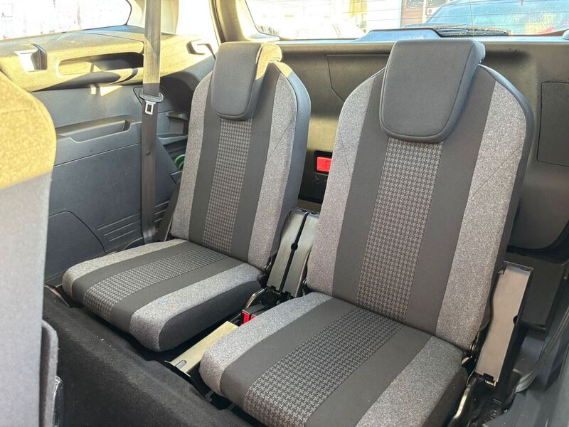 Peugeot 5008 vaihtoauto