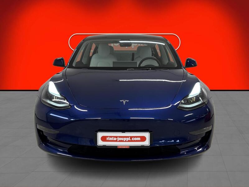Tesla Model 3 vaihtoauto