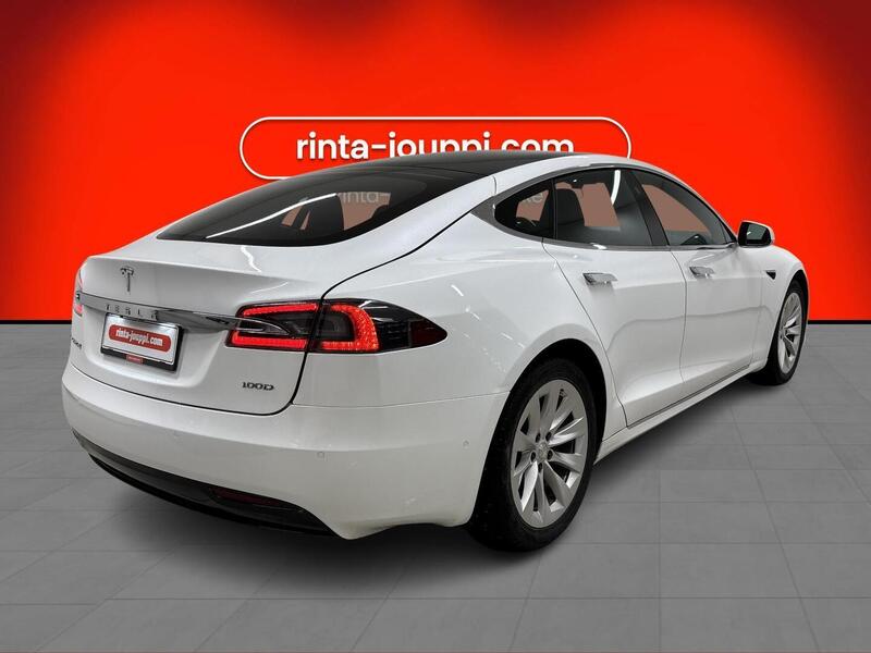 Tesla Model S vaihtoauto