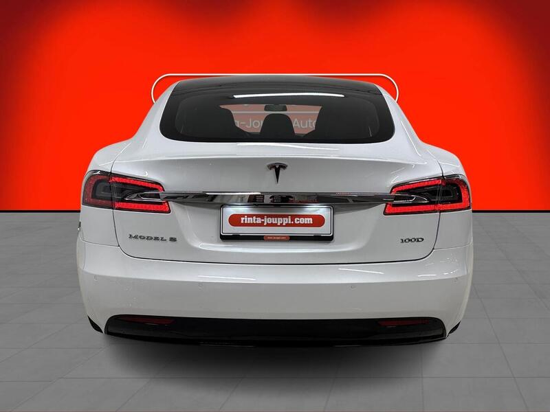 Tesla Model S vaihtoauto
