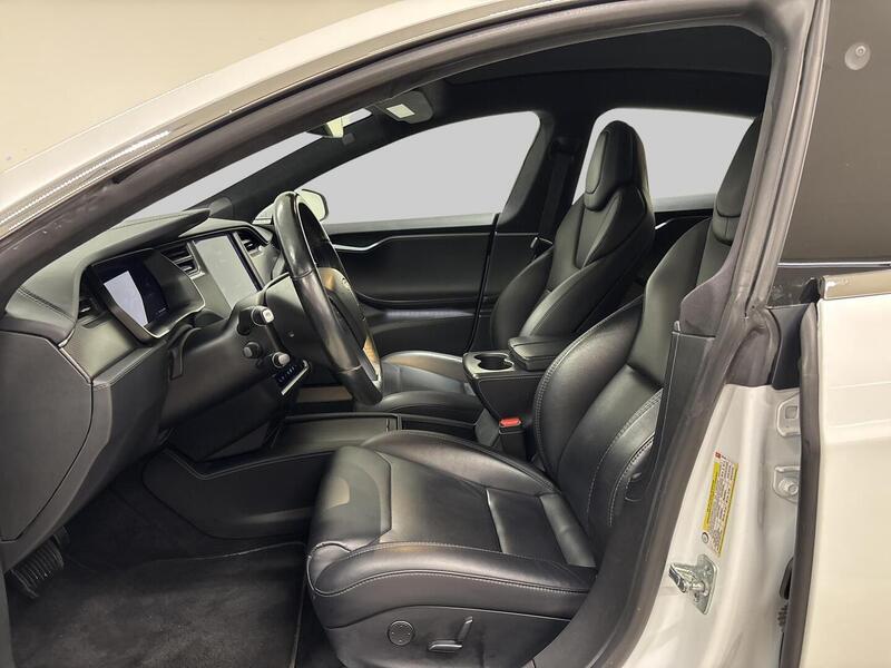 Tesla Model S vaihtoauto