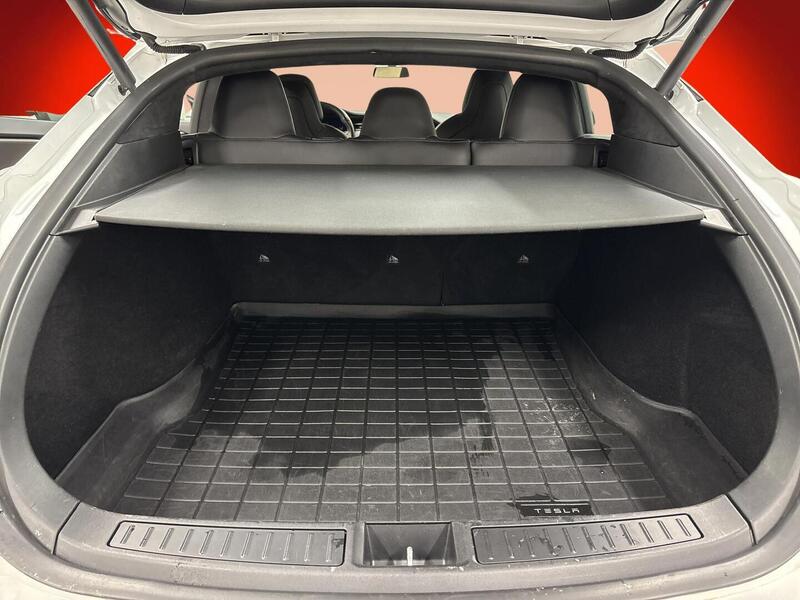 Tesla Model S vaihtoauto