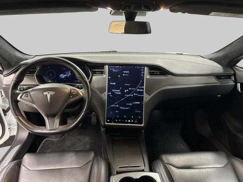 Tesla Model S vaihtoauto