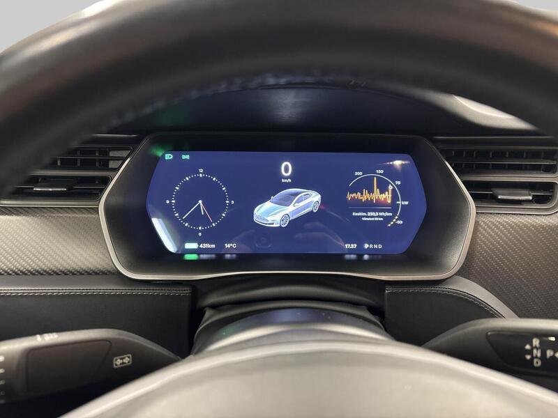 Tesla Model S vaihtoauto