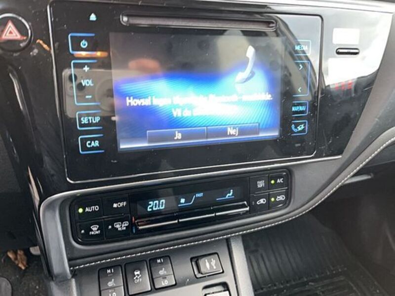 Toyota Auris vaihtoauto