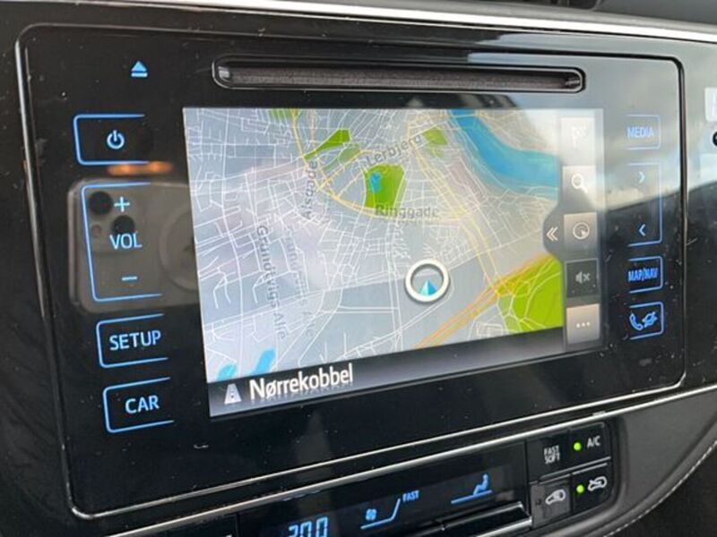 Toyota Auris vaihtoauto