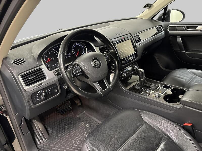 Volkswagen Touareg vaihtoauto
