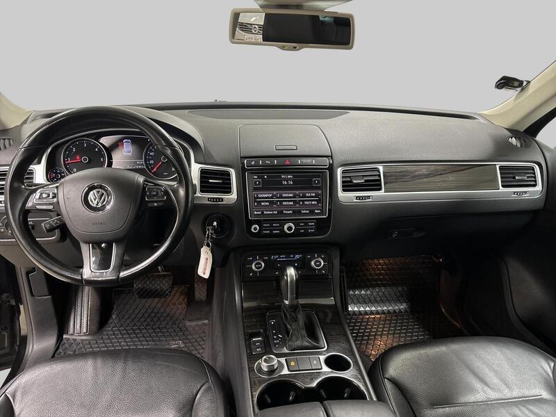 Volkswagen Touareg vaihtoauto