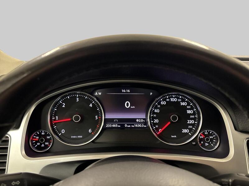 Volkswagen Touareg vaihtoauto