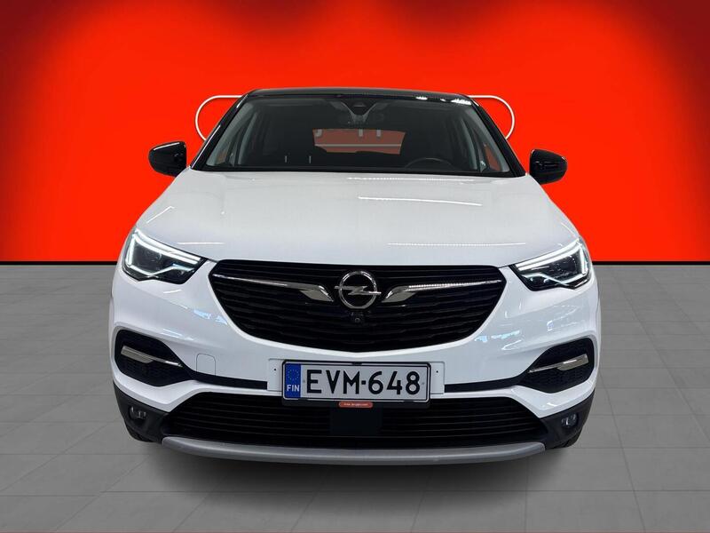 Opel Grandland vaihtoauto