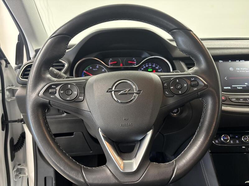 Opel Grandland vaihtoauto