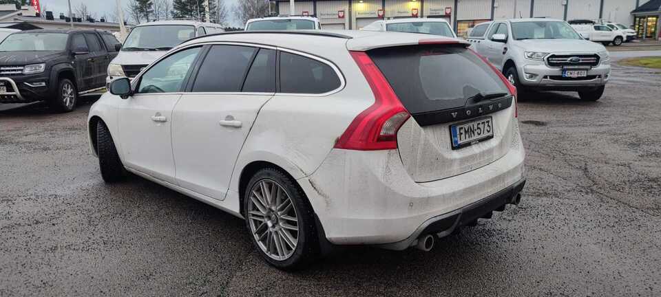 Volvo V60 vaihtoauto