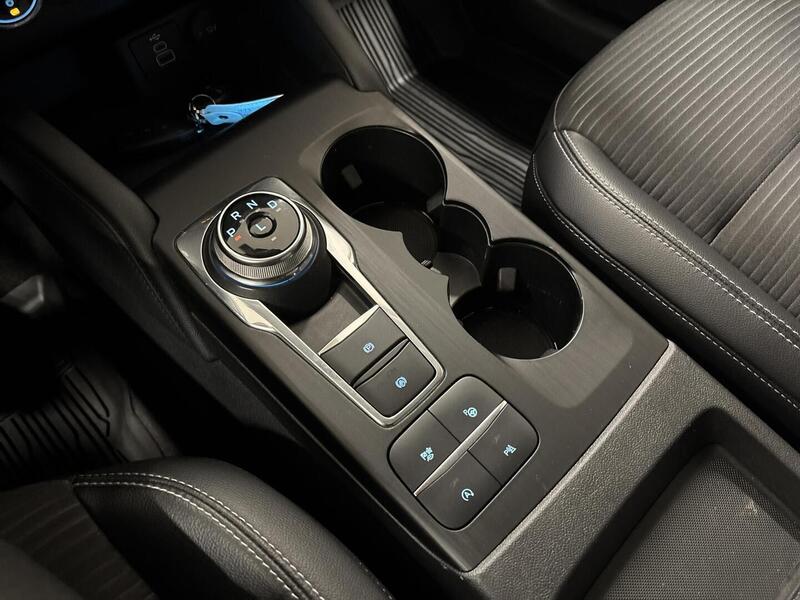 Ford Kuga vaihtoauto