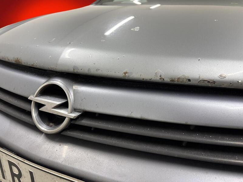 Opel Astra vaihtoauto