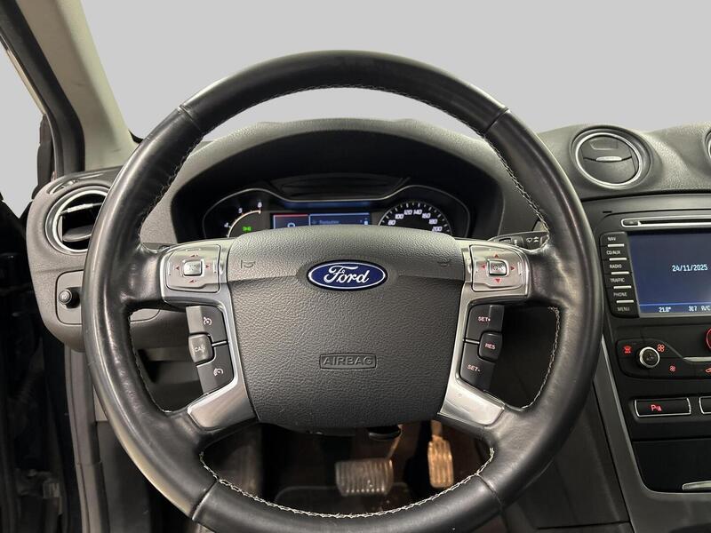 Ford Mondeo vaihtoauto