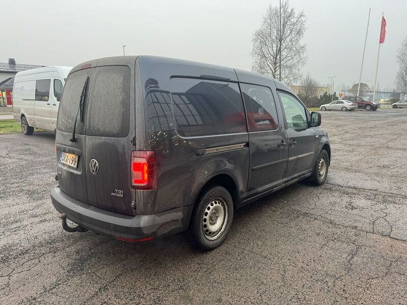 Volkswagen Caddy Maxi vaihtoauto