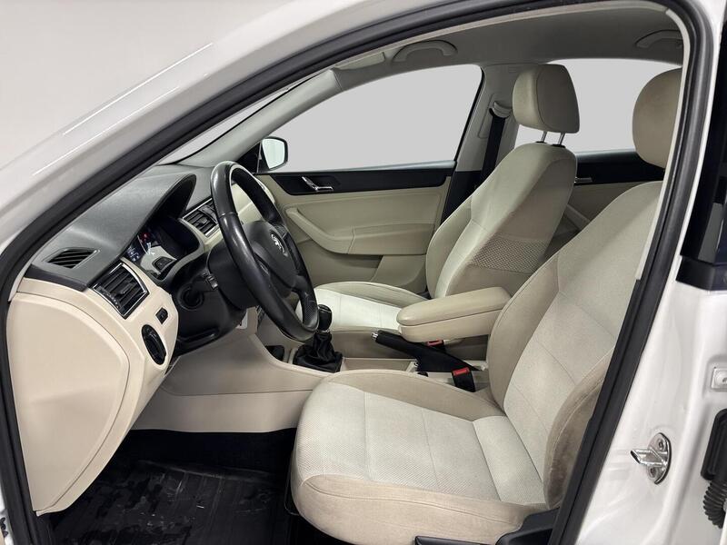 Skoda Rapid vaihtoauto