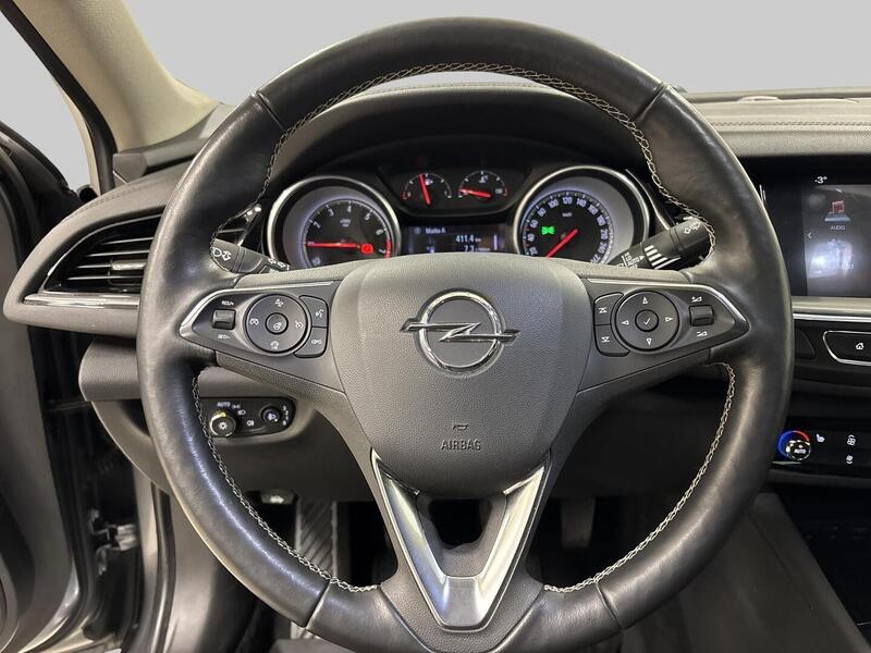 Opel Insignia vaihtoauto