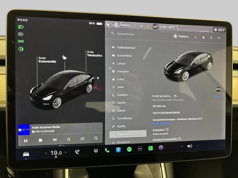 Tesla Model 3 vaihtoauto