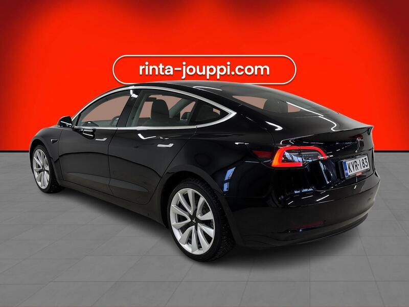 Tesla Model 3 vaihtoauto